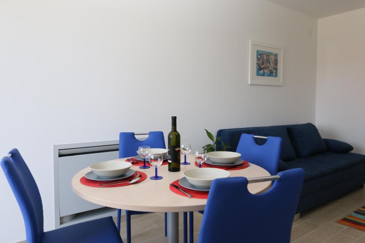 Apartments Sucic Iva I Tea Soline  Ngoại thất bức ảnh