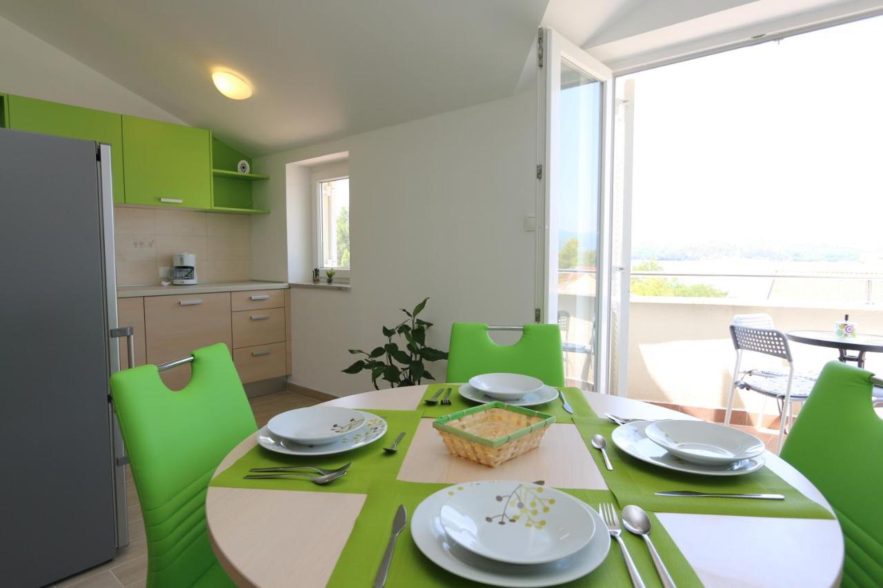 Apartments Sucic Iva I Tea Soline  Ngoại thất bức ảnh