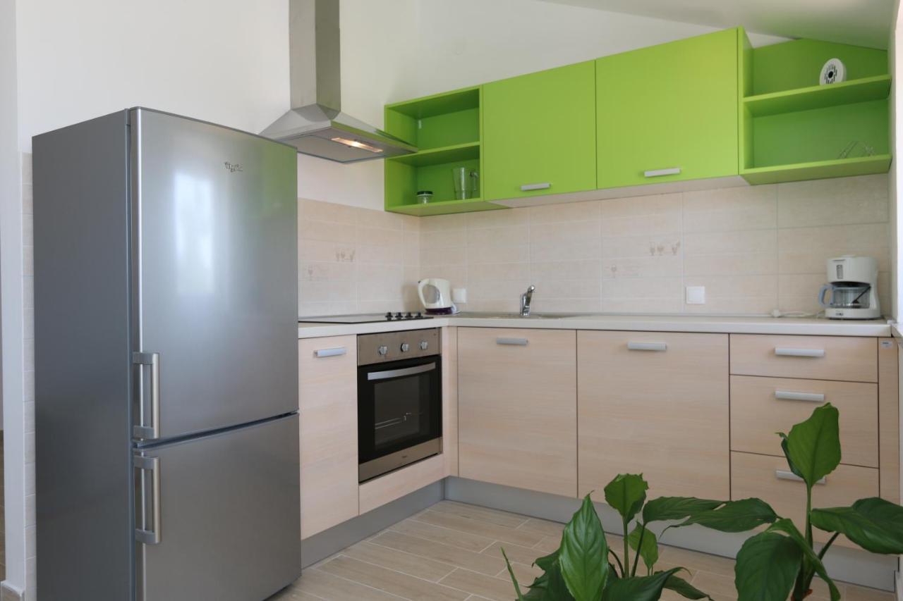 Apartments Sucic Iva I Tea Soline  Ngoại thất bức ảnh