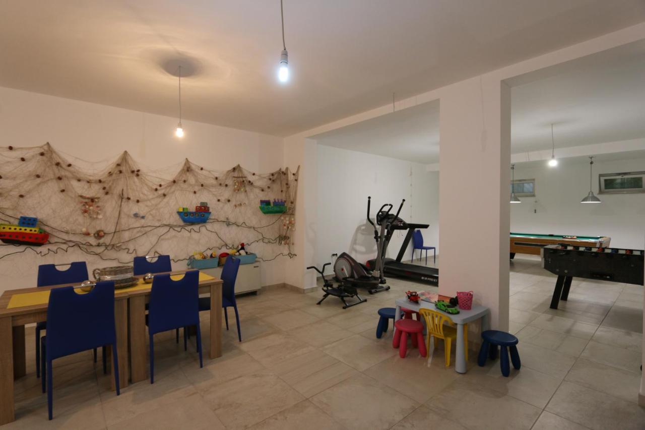 Apartments Sucic Iva I Tea Soline  Ngoại thất bức ảnh